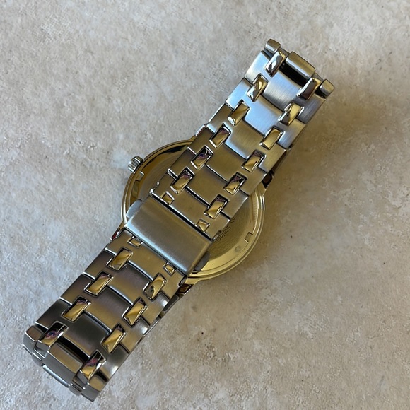 Armitron men battery water resistant 165ft stainless steel w/stone - Picture 5 of 7